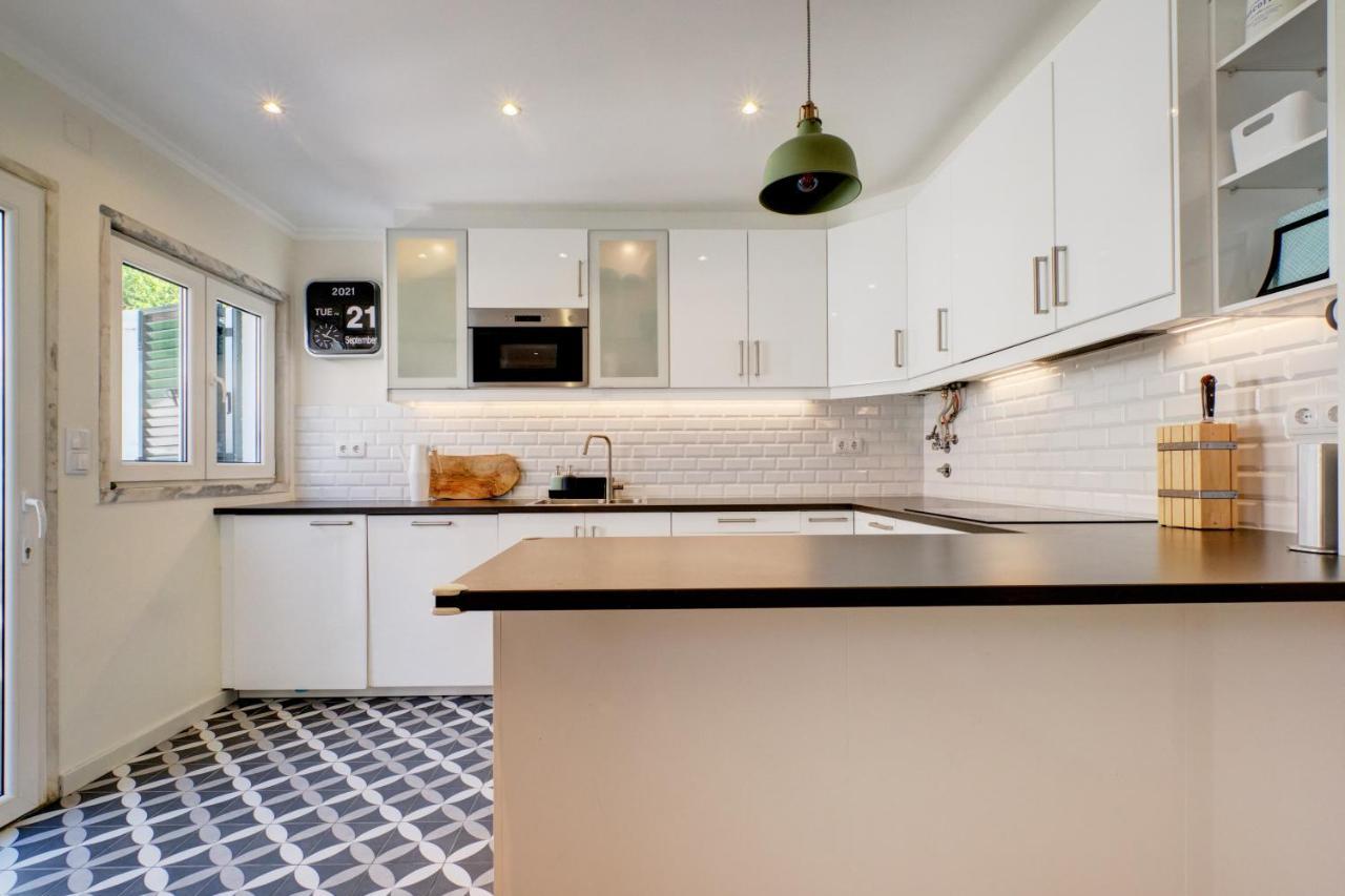 Ferienhaus Comfortable Town House In Quiet Area By Lovelystay