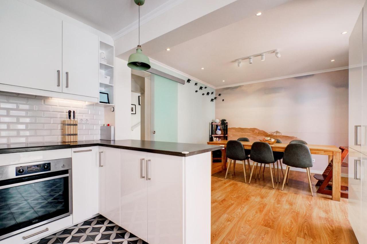 Comfortable Town House In Quiet Area By Lovelystay Ferienhaus *