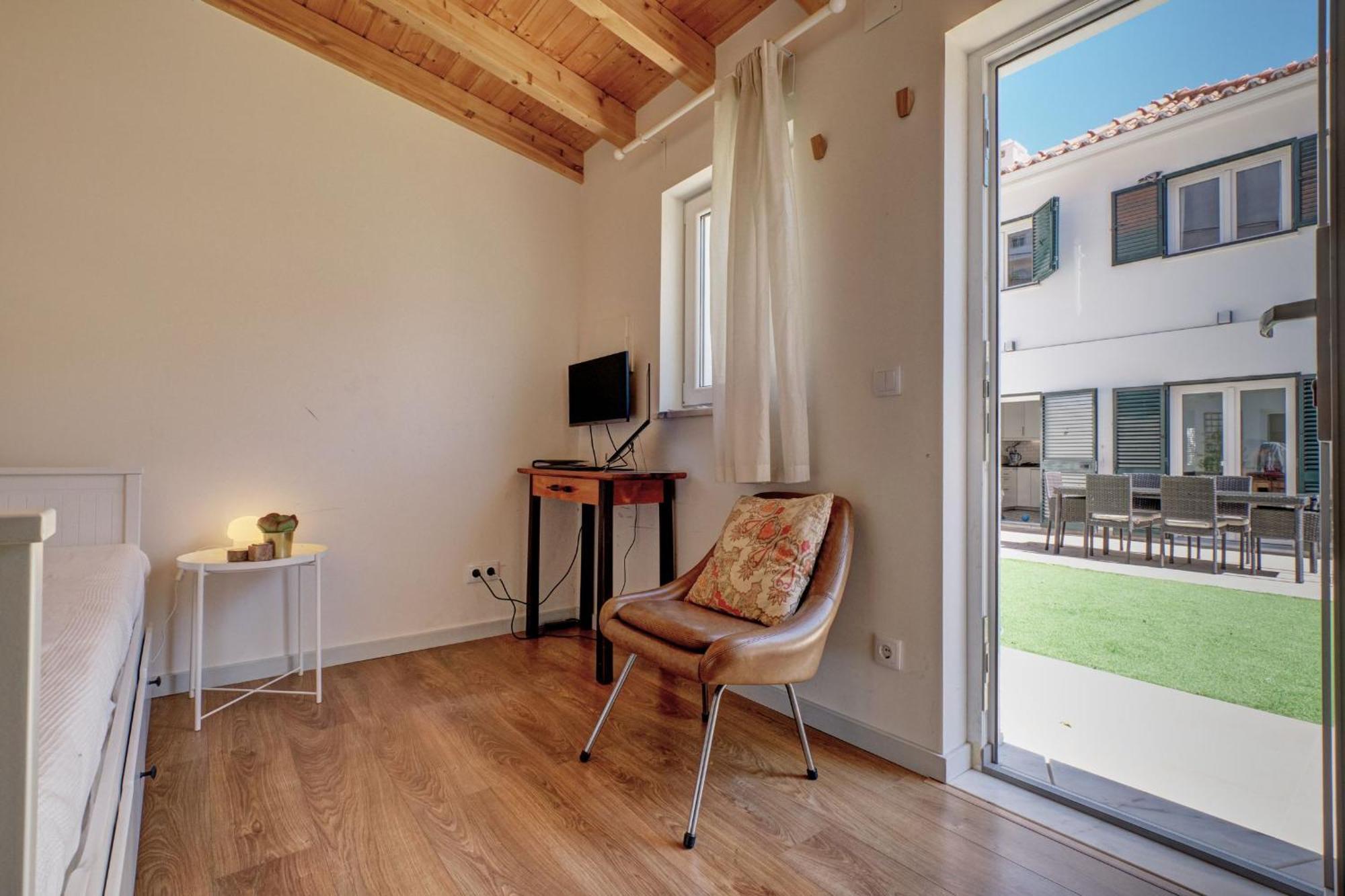 Comfortable Town House In Quiet Area By Lovelystay Ferienhaus Lissabon